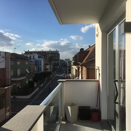 Beach House Turtu Apartment *